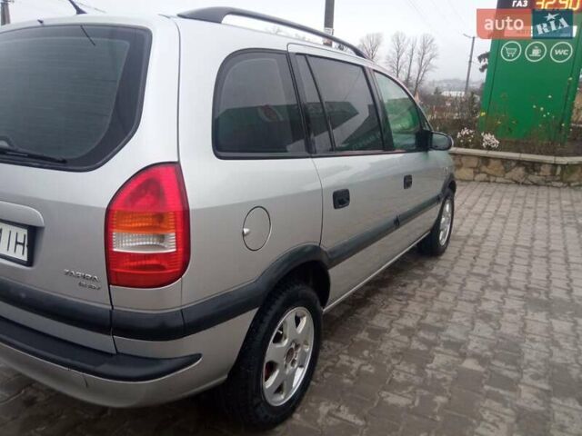 Серый Опель Зафира, объемом двигателя 1.8 л и пробегом 310 тыс. км за 3999 $, фото 7 на Automoto.ua