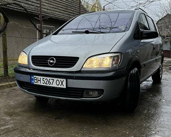 Серый Опель Зафира, объемом двигателя 1.95 л и пробегом 336 тыс. км за 3400 $, фото 1 на Automoto.ua