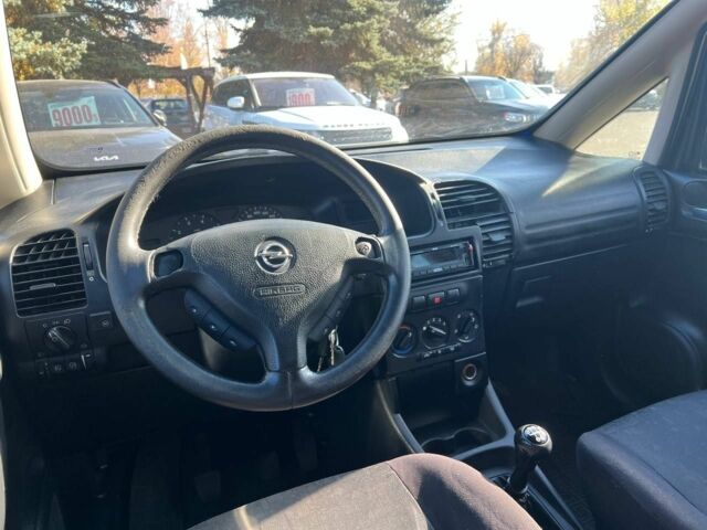 Серый Опель Зафира, объемом двигателя 1.8 л и пробегом 425 тыс. км за 3500 $, фото 15 на Automoto.ua