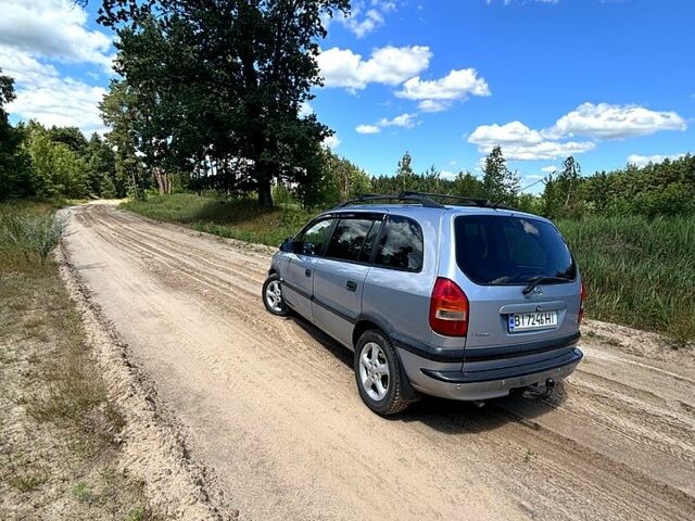 Серый Опель Зафира, объемом двигателя 1.8 л и пробегом 267 тыс. км за 4700 $, фото 3 на Automoto.ua