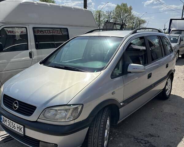 Опель Зафира 2002 в Житомире на Automoto.ua Серый Опель Зафира, объемом двигателя 1.6 л и пробегом 300 тыс. км за 3300 $, фото 3 на Automoto.ua