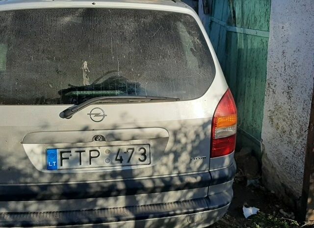 Серый Опель Зафира, объемом двигателя 2 л и пробегом 380 тыс. км за 1670 $, фото 6 на Automoto.ua