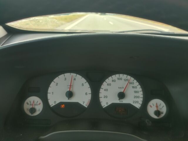 Сірий Опель Зафіра, об'ємом двигуна 2.2 л та пробігом 318 тис. км за 1800 $, фото 15 на Automoto.ua