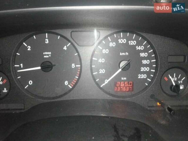 Серый Опель Зафира, объемом двигателя 2 л и пробегом 337 тыс. км за 3799 $, фото 9 на Automoto.ua
