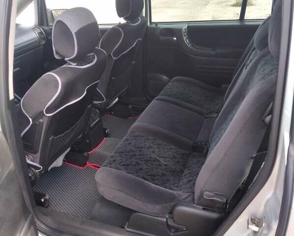 Опель Зафира 2002 в Чернигове на Automoto.ua Серый Опель Зафира, объемом двигателя 1.8 л и пробегом 425 тыс. км за 4100 $, фото 3 на Automoto.ua