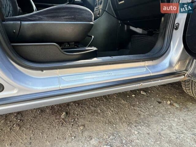 Серый Опель Зафира, объемом двигателя 2.2 л и пробегом 338 тыс. км за 3200 $, фото 15 на Automoto.ua