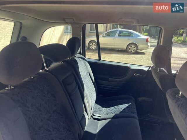 Серый Опель Зафира, объемом двигателя 2.2 л и пробегом 338 тыс. км за 3200 $, фото 7 на Automoto.ua
