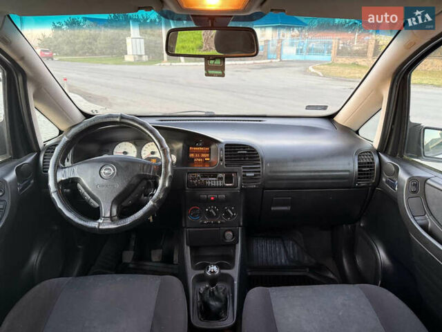 Сірий Опель Зафіра, об'ємом двигуна 2 л та пробігом 330 тис. км за 2950 $, фото 7 на Automoto.ua