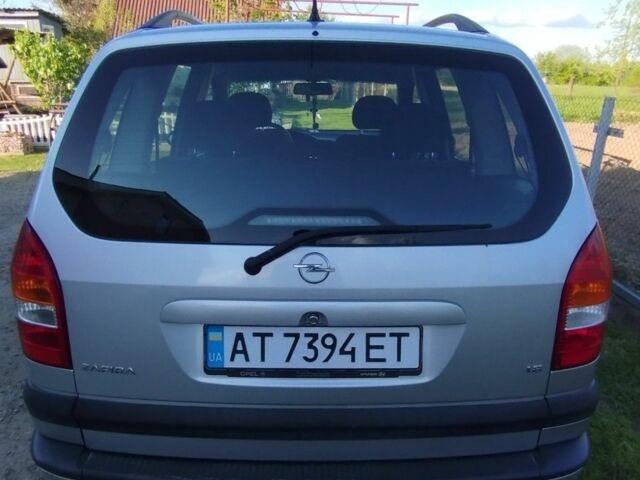 Сірий Опель Зафіра, об'ємом двигуна 1.8 л та пробігом 269 тис. км за 4000 $, фото 2 на Automoto.ua
