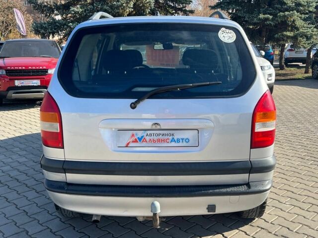 Серый Опель Зафира, объемом двигателя 1.8 л и пробегом 425 тыс. км за 3500 $, фото 5 на Automoto.ua