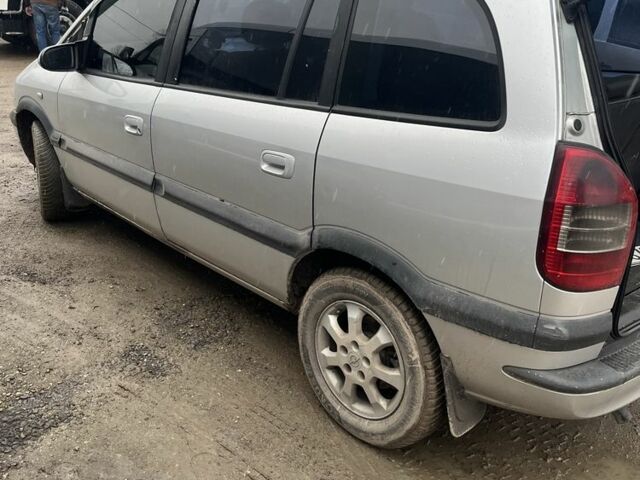 Серый Опель Зафира, объемом двигателя 2 л и пробегом 280 тыс. км за 850 $, фото 5 на Automoto.ua