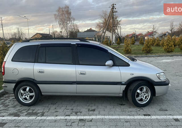 Сірий Опель Зафіра, об'ємом двигуна 2 л та пробігом 211 тис. км за 4300 $, фото 6 на Automoto.ua