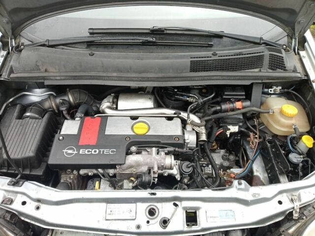 Сірий Опель Зафіра, об'ємом двигуна 2 л та пробігом 255 тис. км за 1000 $, фото 3 на Automoto.ua