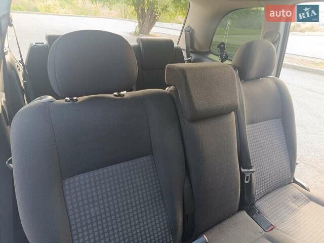 Сірий Опель Зафіра, об'ємом двигуна 1.6 л та пробігом 173 тис. км за 4100 $, фото 25 на Automoto.ua