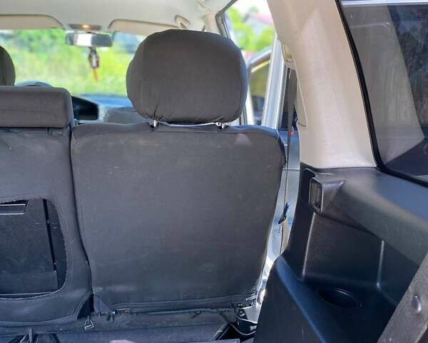 Серый Опель Зафира, объемом двигателя 1.8 л и пробегом 255 тыс. км за 4500 $, фото 26 на Automoto.ua