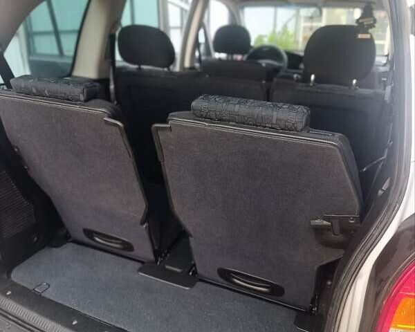 Сірий Опель Зафіра, об'ємом двигуна 1.8 л та пробігом 252 тис. км за 4700 $, фото 26 на Automoto.ua