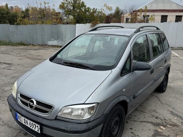 Сірий Опель Зафіра, об'ємом двигуна 1.8 л та пробігом 3 тис. км за 1650 $, фото 2 на Automoto.ua
