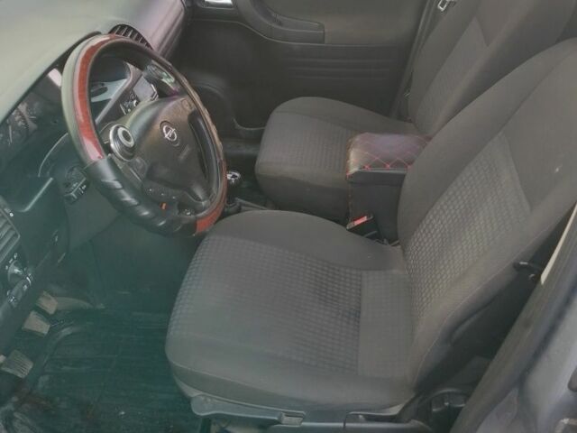 Серый Опель Зафира, объемом двигателя 1.6 л и пробегом 242 тыс. км за 4100 $, фото 11 на Automoto.ua