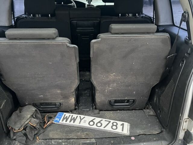 Серый Опель Зафира, объемом двигателя 2 л и пробегом 280 тыс. км за 850 $, фото 7 на Automoto.ua