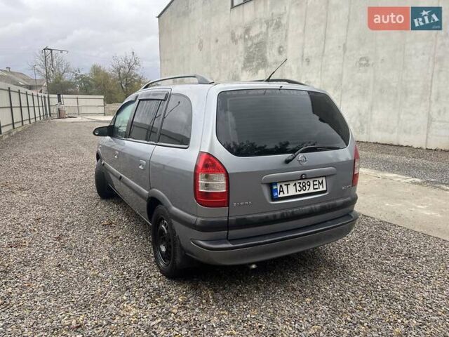 Сірий Опель Зафіра, об'ємом двигуна 2 л та пробігом 449 тис. км за 4300 $, фото 3 на Automoto.ua