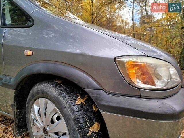 Сірий Опель Зафіра, об'ємом двигуна 1.8 л та пробігом 239 тис. км за 4200 $, фото 7 на Automoto.ua