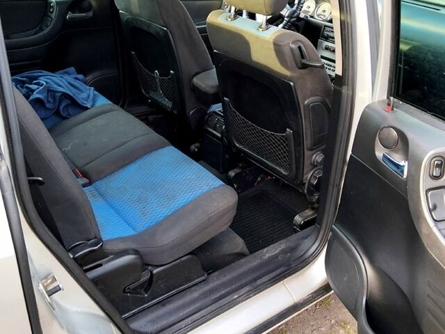 Серый Опель Зафира, объемом двигателя 2 л и пробегом 347 тыс. км за 3600 $, фото 5 на Automoto.ua