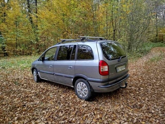 Серый Опель Зафира, объемом двигателя 1.8 л и пробегом 239 тыс. км за 4200 $, фото 5 на Automoto.ua