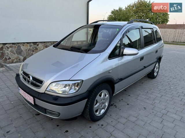 Серый Опель Зафира, объемом двигателя 1.8 л и пробегом 198 тыс. км за 4499 $, фото 5 на Automoto.ua