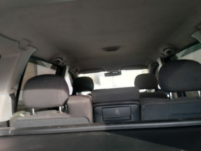 Серый Опель Зафира, объемом двигателя 1.6 л и пробегом 242 тыс. км за 4100 $, фото 7 на Automoto.ua