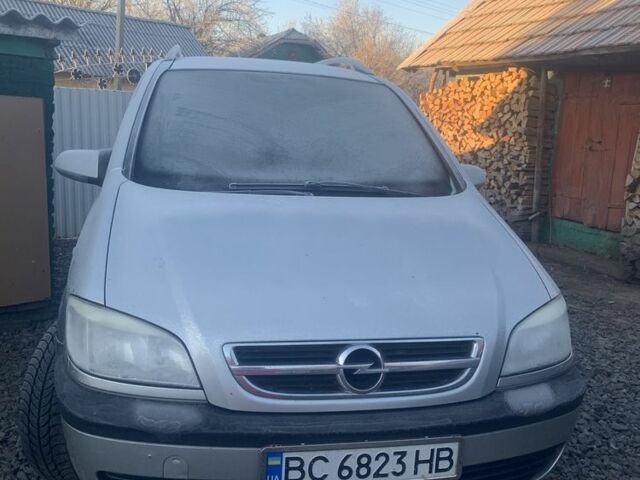 Серый Опель Зафира, объемом двигателя 1.8 л и пробегом 140 тыс. км за 3400 $, фото 5 на Automoto.ua