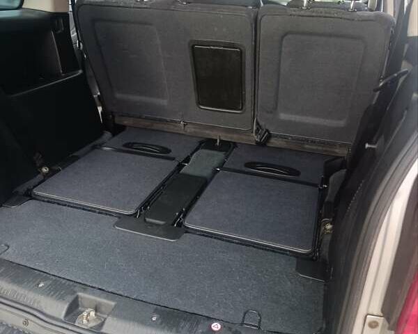 Сірий Опель Зафіра, об'ємом двигуна 1.8 л та пробігом 252 тис. км за 4700 $, фото 25 на Automoto.ua