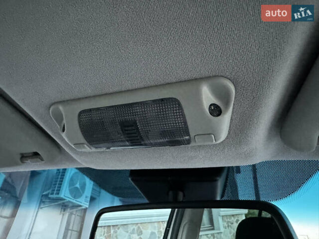 Серый Опель Зафира, объемом двигателя 1.8 л и пробегом 198 тыс. км за 4499 $, фото 54 на Automoto.ua