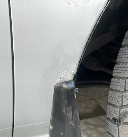 Сірий Опель Зафіра, об'ємом двигуна 2 л та пробігом 211 тис. км за 4300 $, фото 11 на Automoto.ua