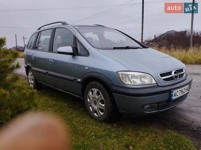 Серый Опель Зафира, объемом двигателя 1.6 л и пробегом 182 тыс. км за 4200 $, фото 1 на Automoto.ua