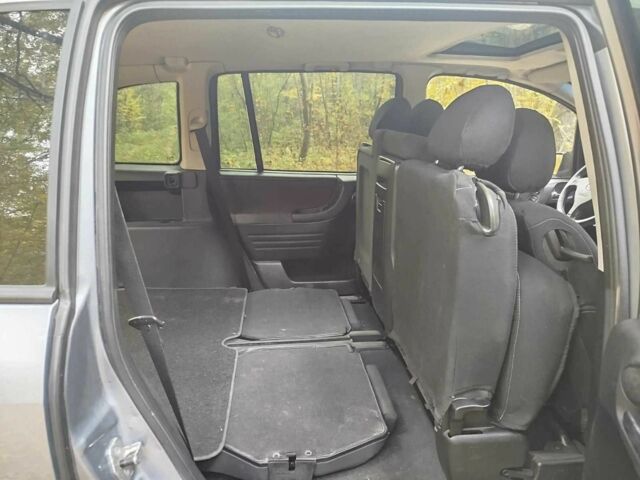 Серый Опель Зафира, объемом двигателя 1.8 л и пробегом 239 тыс. км за 4200 $, фото 18 на Automoto.ua