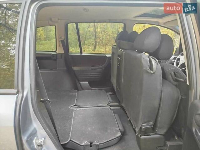 Сірий Опель Зафіра, об'ємом двигуна 1.8 л та пробігом 239 тис. км за 4200 $, фото 17 на Automoto.ua