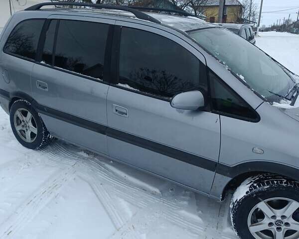 Серый Опель Зафира, объемом двигателя 2 л и пробегом 308 тыс. км за 3900 $, фото 4 на Automoto.ua