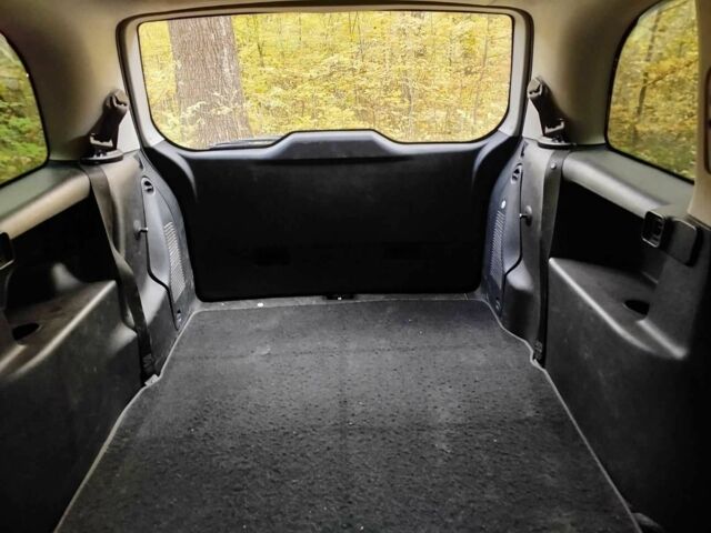 Серый Опель Зафира, объемом двигателя 1.8 л и пробегом 239 тыс. км за 4200 $, фото 21 на Automoto.ua