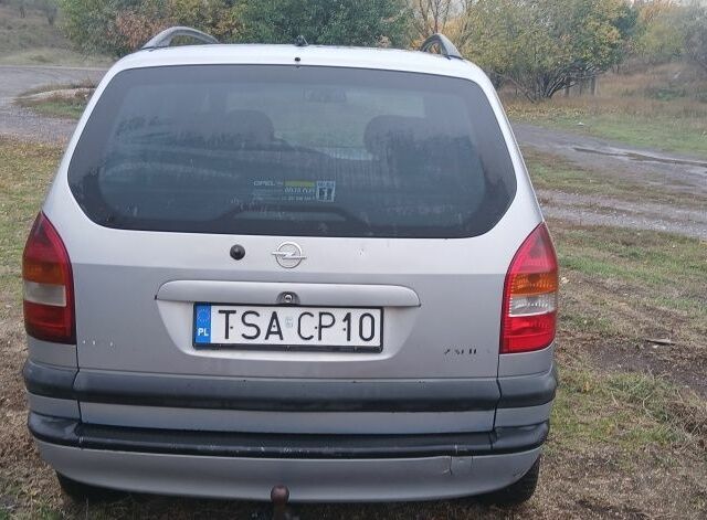 Серый Опель Зафира, объемом двигателя 2 л и пробегом 463 тыс. км за 1700 $, фото 4 на Automoto.ua