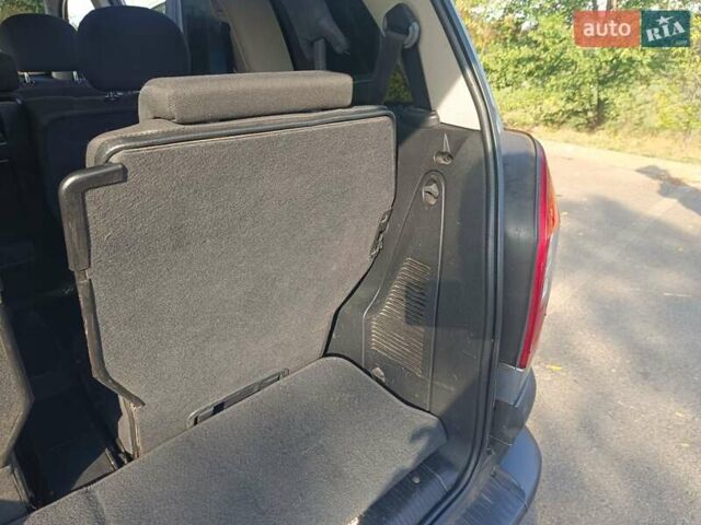 Сірий Опель Зафіра, об'ємом двигуна 1.6 л та пробігом 173 тис. км за 4100 $, фото 20 на Automoto.ua