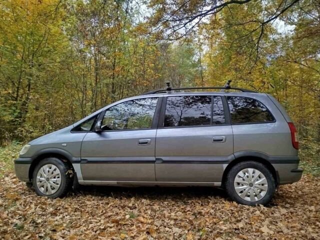 Серый Опель Зафира, объемом двигателя 1.8 л и пробегом 239 тыс. км за 4200 $, фото 4 на Automoto.ua