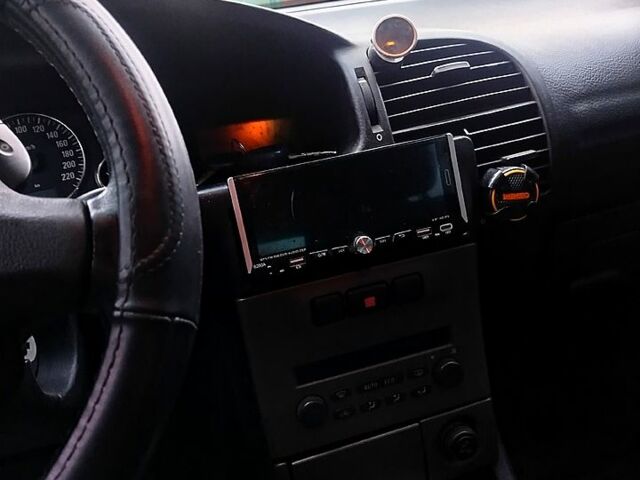 Сірий Опель Зафіра, об'ємом двигуна 1.6 л та пробігом 350 тис. км за 3800 $, фото 3 на Automoto.ua