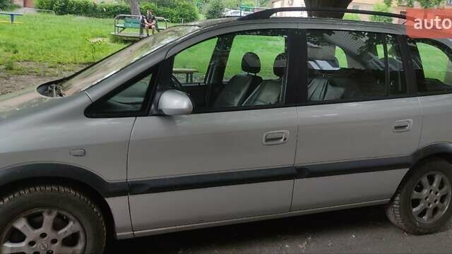 Сірий Опель Зафіра, об'ємом двигуна 1.8 л та пробігом 260 тис. км за 4500 $, фото 4 на Automoto.ua