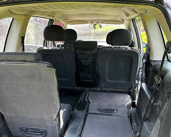 Сірий Опель Зафіра, об'ємом двигуна 1.6 л та пробігом 229 тис. км за 4200 $, фото 1 на Automoto.ua