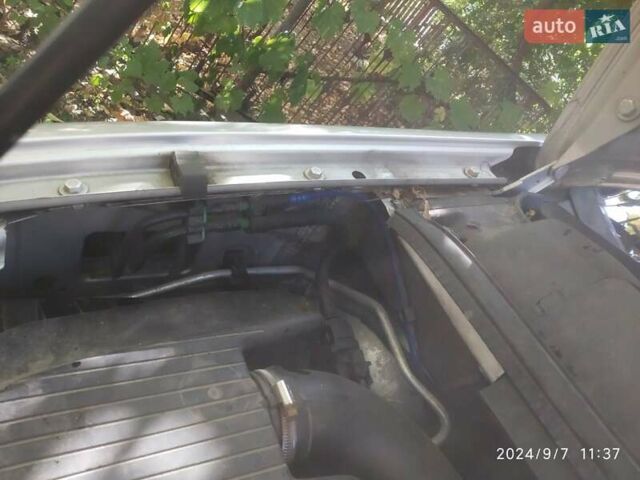 Сірий Опель Зафіра, об'ємом двигуна 1.8 л та пробігом 257 тис. км за 4200 $, фото 5 на Automoto.ua