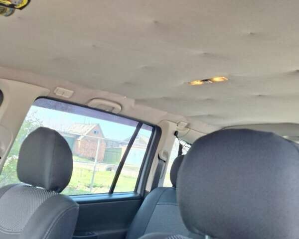 Серый Опель Зафира, объемом двигателя 2 л и пробегом 315 тыс. км за 2800 $, фото 7 на Automoto.ua