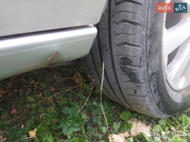 Сірий Опель Зафіра, об'ємом двигуна 1.8 л та пробігом 257 тис. км за 4200 $, фото 23 на Automoto.ua