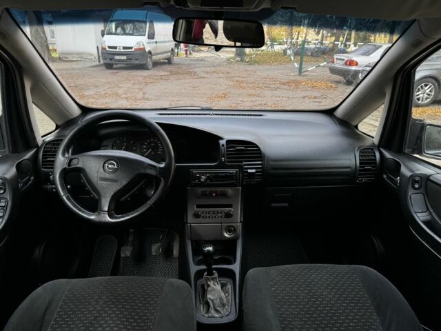 Сірий Опель Зафіра, об'ємом двигуна 2.2 л та пробігом 354 тис. км за 2999 $, фото 5 на Automoto.ua