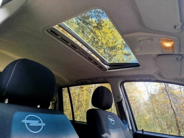 Серый Опель Зафира, объемом двигателя 1.8 л и пробегом 239 тыс. км за 4200 $, фото 11 на Automoto.ua