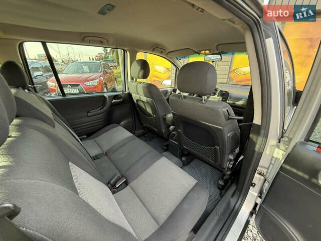 Серый Опель Зафира, объемом двигателя 1.8 л и пробегом 226 тыс. км за 5500 $, фото 29 на Automoto.ua